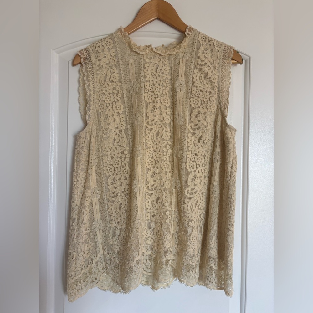Sundance cream color lace blouse sleeveless size large